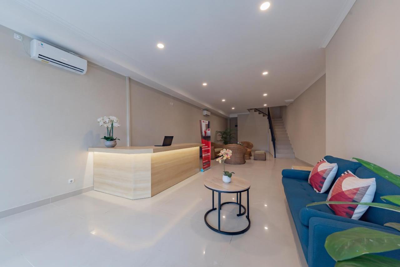 Reddoorz Plus Near Surapati Core Бандунг Экстерьер фото